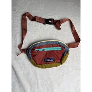 Patagonia Ultralight Black Hole Hip Pack Multi Color Red Blue Waist Bag 1L